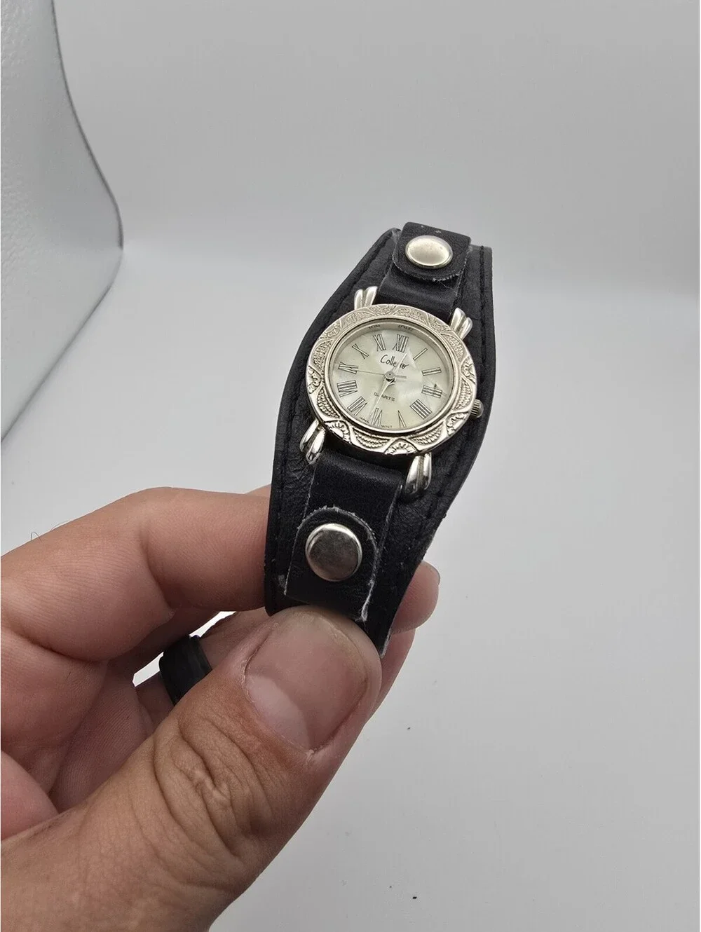 Collezio Women’s Quartz Analog Watch White Roman Dial Silver Case Black Leather